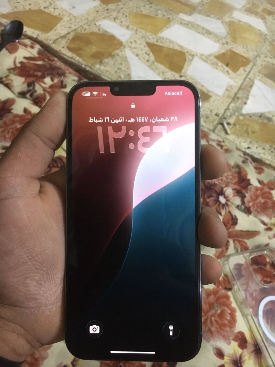 ايفون١٣برو ماكس  نضيف كلش زلغغ مابييي جهاز بلادي مامفتوح ابد   بطاريه ٨٣ ذاكره٢٥٦. شرق اوسط  السعر ٦٥٠.  رقمي***********
