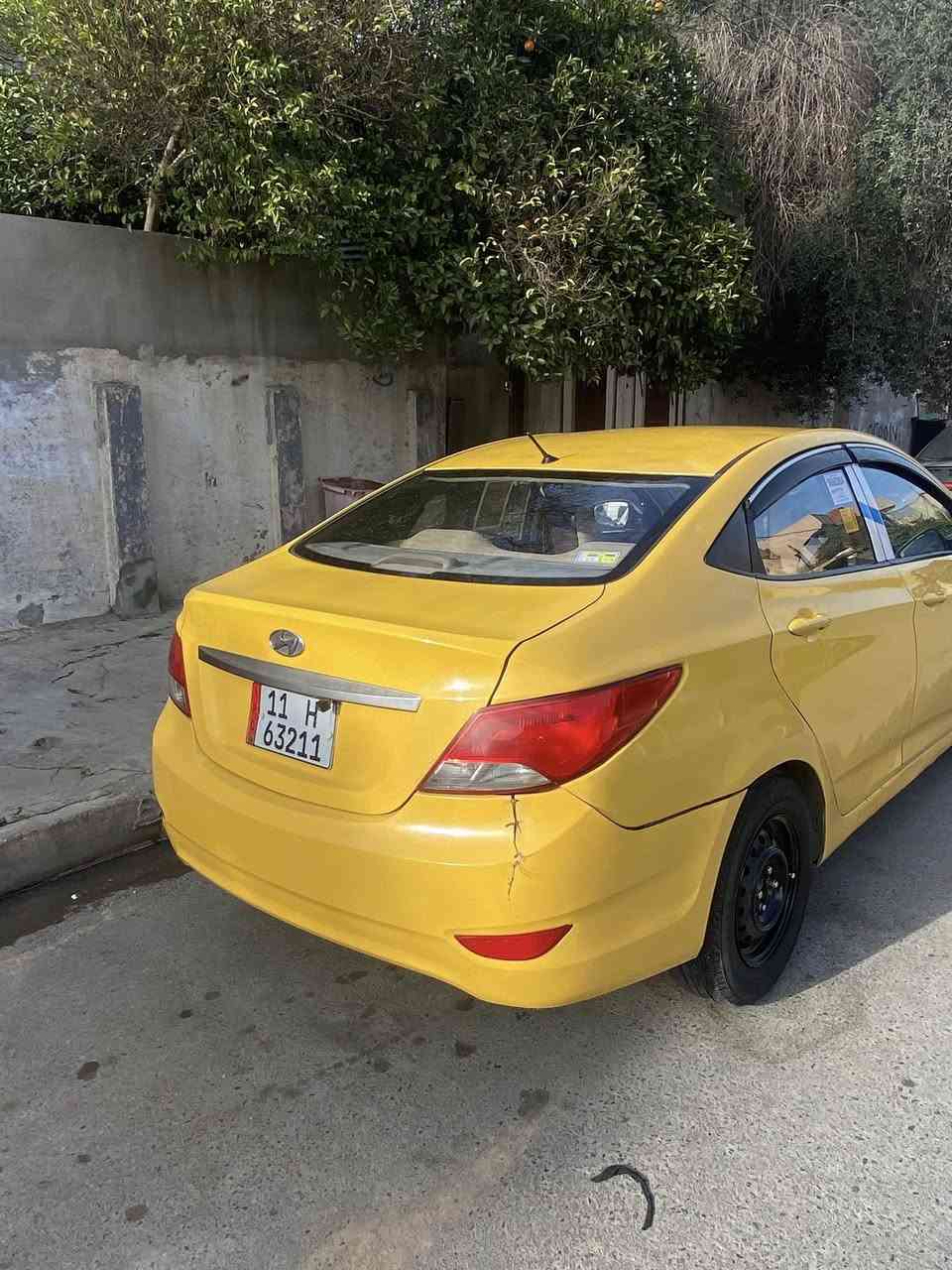 السلام عليكم اكسنت مضلع موديل 15 كير ايتي المرغوب بيها جاملغ الخلفي بدون دواخل *********** السعر 85 وبيها مجال 
مكان السياره موصل انترنيت ما متوفر اتصال فقط
