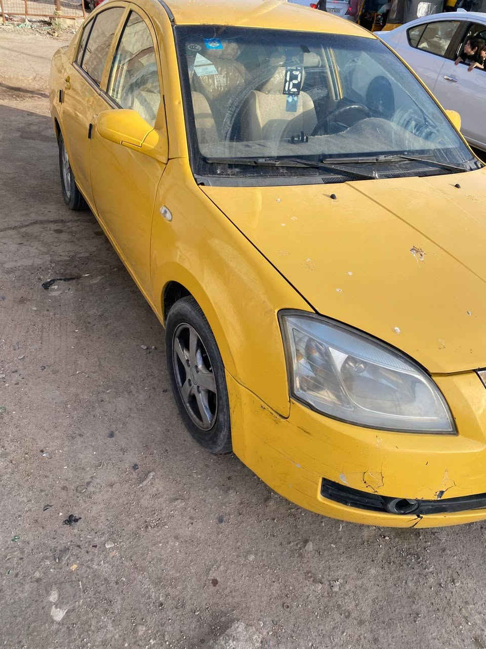 سلام وعليكم سياره اي فايف موديل 12مكينه كورلا الف 800سياره جاهزه وحلوه سنويه لغايت29السعر40وبيه مجال قليل المكان البصرة العشار0780 678 0509
