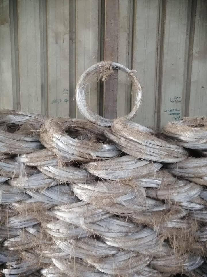 يتوفر جميع انواع حديد التسليح 
‏أسعار تنافسية 
‏***********
‏اف اف اربيل 
‏فإن استيل 
‏عراق استيل 
‏سوبر استيل
‏ام ام استيل 
‏ماستر  استيل 
‏ار كي استيل 
‏سباك استيل 
‏ايراني 
‏ملاحظة يرجا عد الحديد والتأكد من النوعية 
‏العنوان بغداد  يوجد توصيل جميع المناطق 
‏
