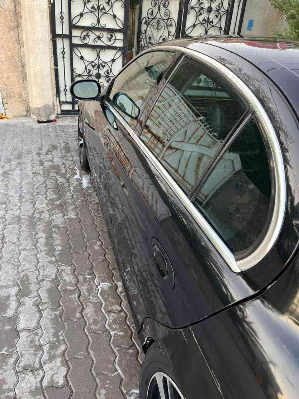 سلام عليكم جاكوار S Type موديل 2007
رقم بغداد الجديد باسمي سنويه إلى 2030
بيه حادث فقط المدكر الخلفي واضح بالصور
وباقي السياره مكفوله و مواصفته واضحه بالصور
السياره بيه محرك بطه 3000 وكاسره رنكات
يعني يراد اله محرك وحداديه عامه 
السعر 70 ورقه وبيه مجال قليل
هاتف *********** البصرة, العراق
