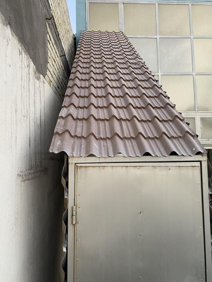 سلام عليكم 
درج حديد مستعمل تفصال ثقيل 
مغلق من كل لاتجاهات 
يتكون من ١٤ بايه 
السعر ٤٥٠ وبي مجال 
العنوان مدينه الصدر قرب قطاع ٧٣
الاستفسار واتساب  ***********
