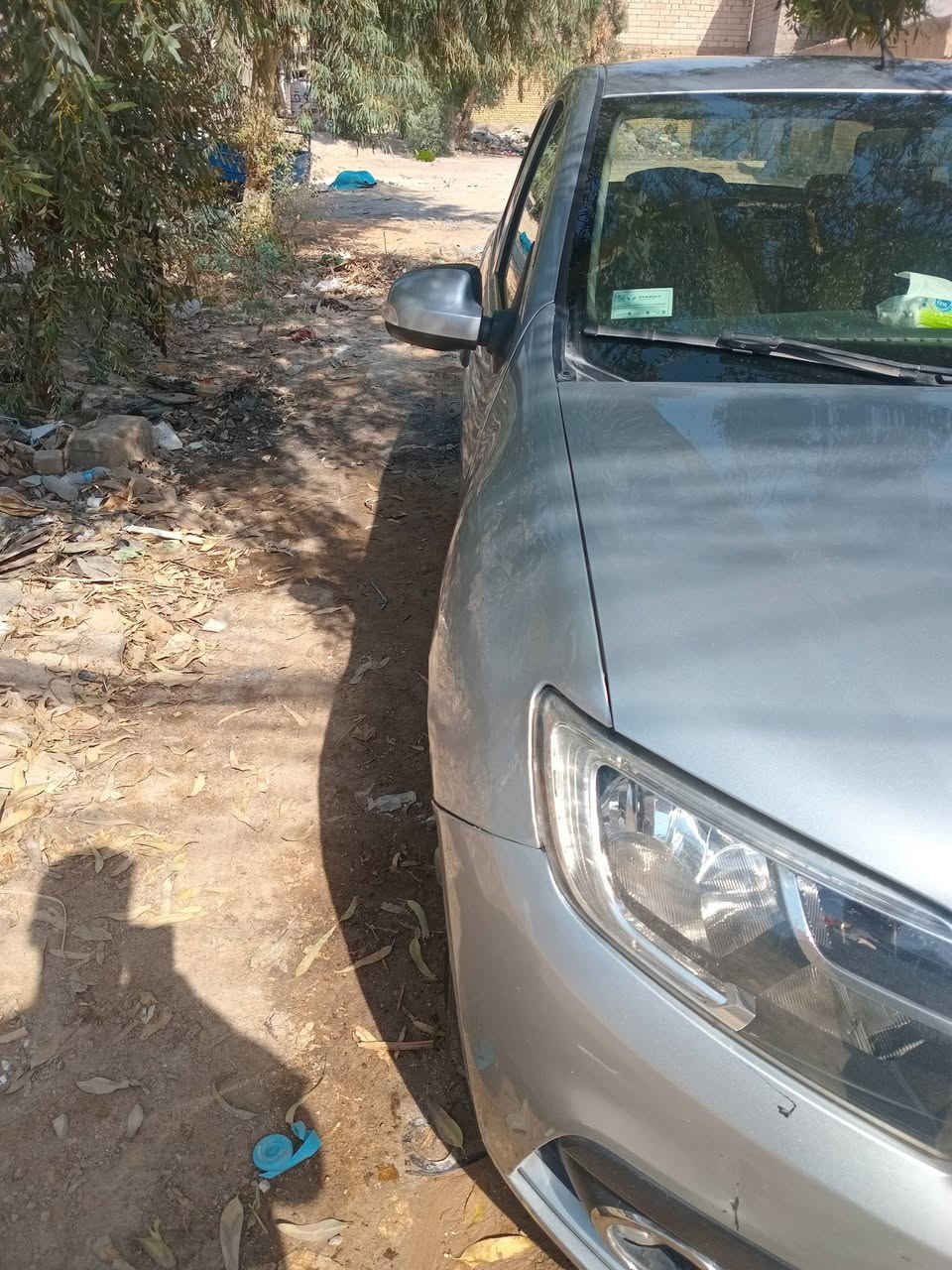 رينو سمبل موديل 20رقم بابل حره 
سياره بس جاملق بيه بارد 
المكان كربلاء الحر السعر 78
***********
