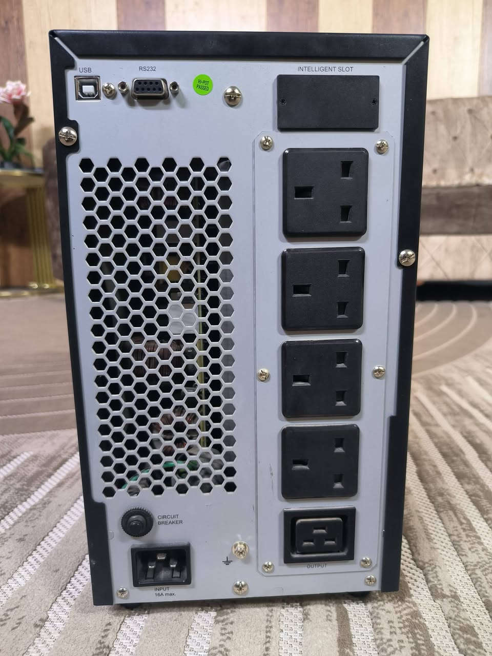 للبيع
عاكسة 13,6 امبير
3000v/2700
التفاصيل داخل الصور
مسعمل 4 اشهر 
السعر 500
الشراي يتصل
على ***********
