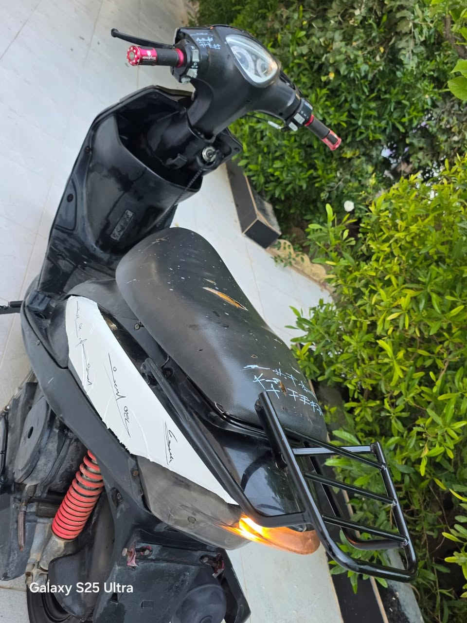 السلام عليكم                 ***********
ماكس عدله بلاديه 49مكينه مكفوله من كلشي 

كفراتها مختمه سلف وهندر شغاله الدرجه بيهه نقص فقط باتري للبيع أو مرواس مكان

 ديالئ الخالص فلكه مصطفئ جواد
