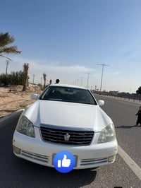 كراون ٢٠٠٦ • محرك كبير • داخل عسلي