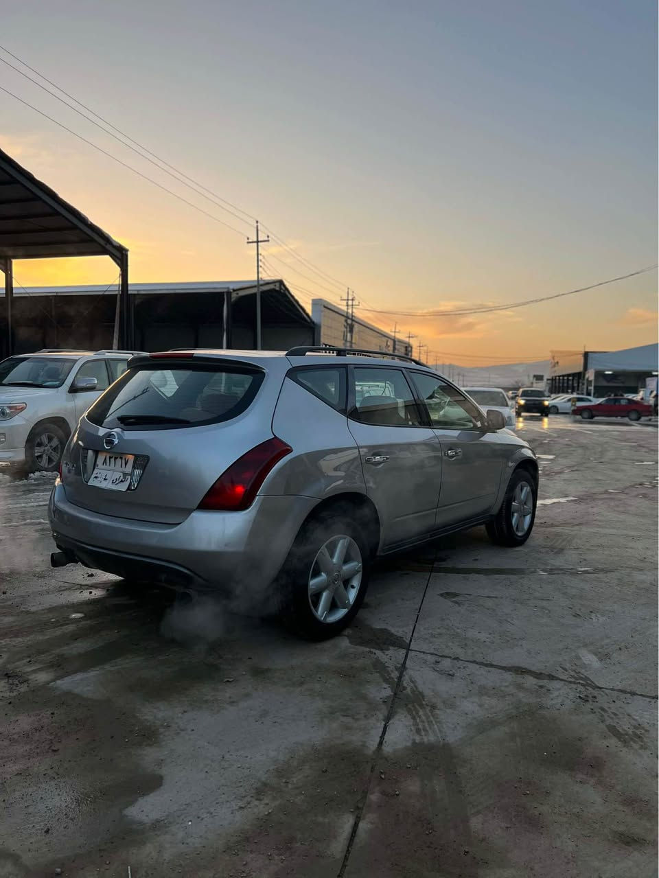 نيسان مؤرانو مؤديل ٢٠٠٥ مواسه فات خليجى سلايتو ناوزه ردو ده بل ئه كسل وكوشن كاره بايو شاشه و كاميرا  سه ياره كه بؤياخى نيه سه نه وى به سه رچوه ته حويل و غه رامه ى به شه رت گيرو مه كينه و ته بريتو ته قه وره قه و كاره با ى وهه موو گيانى مه زبوته سعرى ٥٩ گه لا قوفلى معامه له ى نيه ناونيشان سليمانى.  ***********.  *********** السليمانية, العراق
