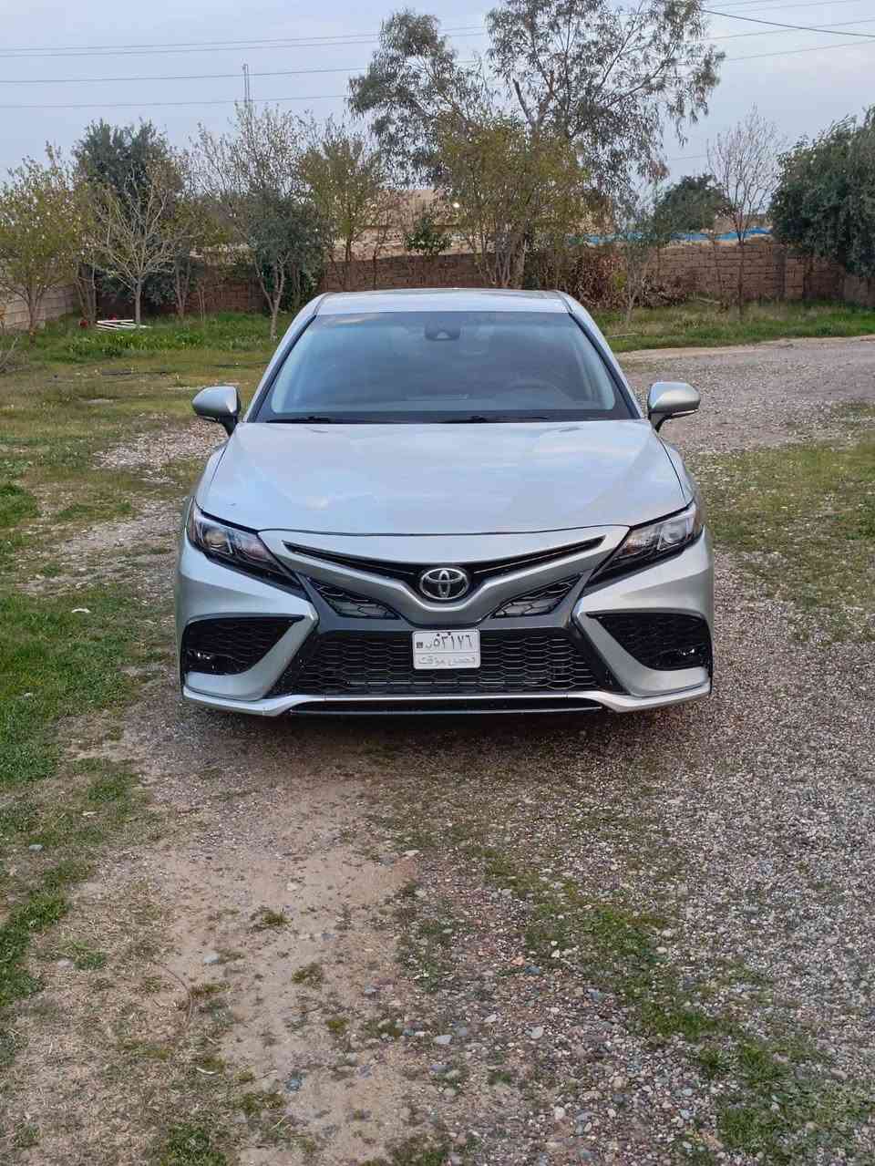 السلام عليكم 

للبيع 
كامري موديل 2023 مواصفات SE منفيس حره ترقم في جميع المحافظات ما عدا الاقليم 
ماشيه 30 الف ميل 
ضرر قطعتين بونيد وچاملق 
بدون دواخل 
صوره الشاصي مرفق بالمنشور 
عنوان السياره ناحيه الزاب قريه اصبيح تحتاني 
السعر 185 وبيها مجال 
للاستفسار الاتصال على الرقم التالي 
***********
