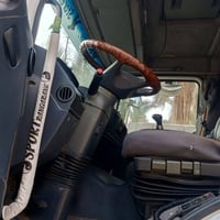 اكسور للبيع موديل 2004 اكس البرينا جير عادي سنويه لل 30 بس راس السعر 1...