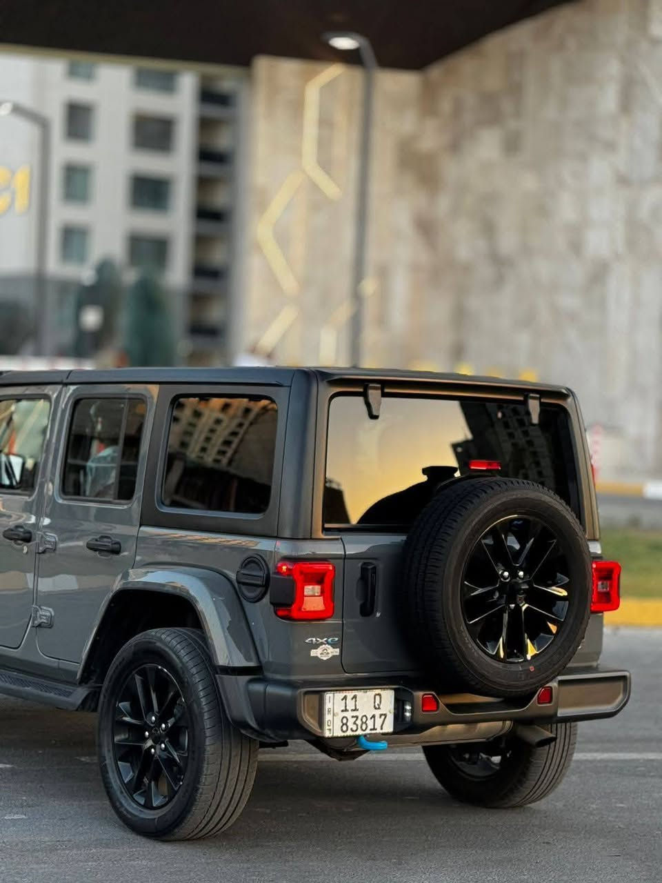 جيب رانكلر 2023 بيع او مراوس حسب القناعه

لون مميز سمنتي 

هايبر بلكن 

صحارى 

ماشيه 36 الف

حادث بسيط مرفق 

بصمه ابواب وتشغيل وبك لايت ليد وداخل جلد بلاد

السعر 290 قابل للتفاوض 

مكان السياره بغداد حي الاطباء مقابل العامريه 

للتواصل ***********
