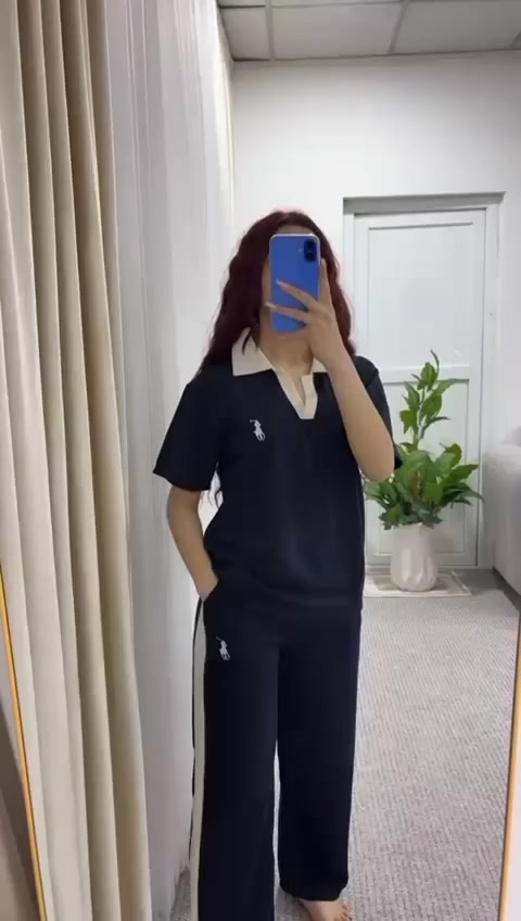 #تراك يجنن ✨❤
لون اسود فقط 
M.L.XL.XXL

135

مخزن 7


**إذا كنت صاحب هذا الإعلان وتريد حذفه لأي سبب، رجاءا أرسل رسالة إلى الدعم الفني**