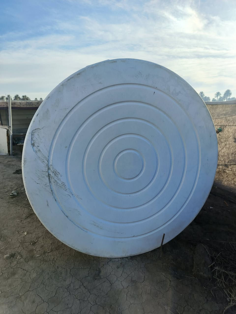 سلام اعليكم لبيع تانكي ابو 5000 بي هاذ اشك فقط زرف واحد غير هاذ مابي عنواني الحيدرية خان النص رقمي *********** السعر 225 الف
