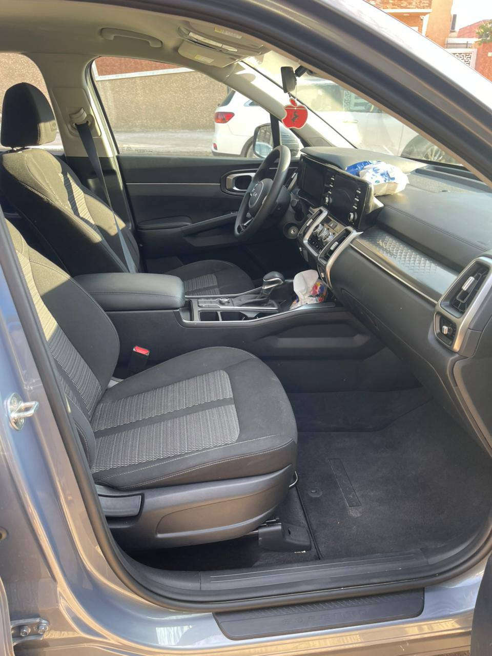 السلام عليكم سورنتو 23 للبيع امريكي 
رقم اربيل بسمي السعر 227 وبيها مجال صور السونار موجوده بالمنشور 
للاستفسار ***********
