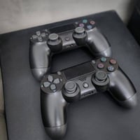 🎮 بلايستيشن 4 برو (PS4 Pro) للبيع مع كامل ملحقاته وأقوى الألعاب! ​الجه...