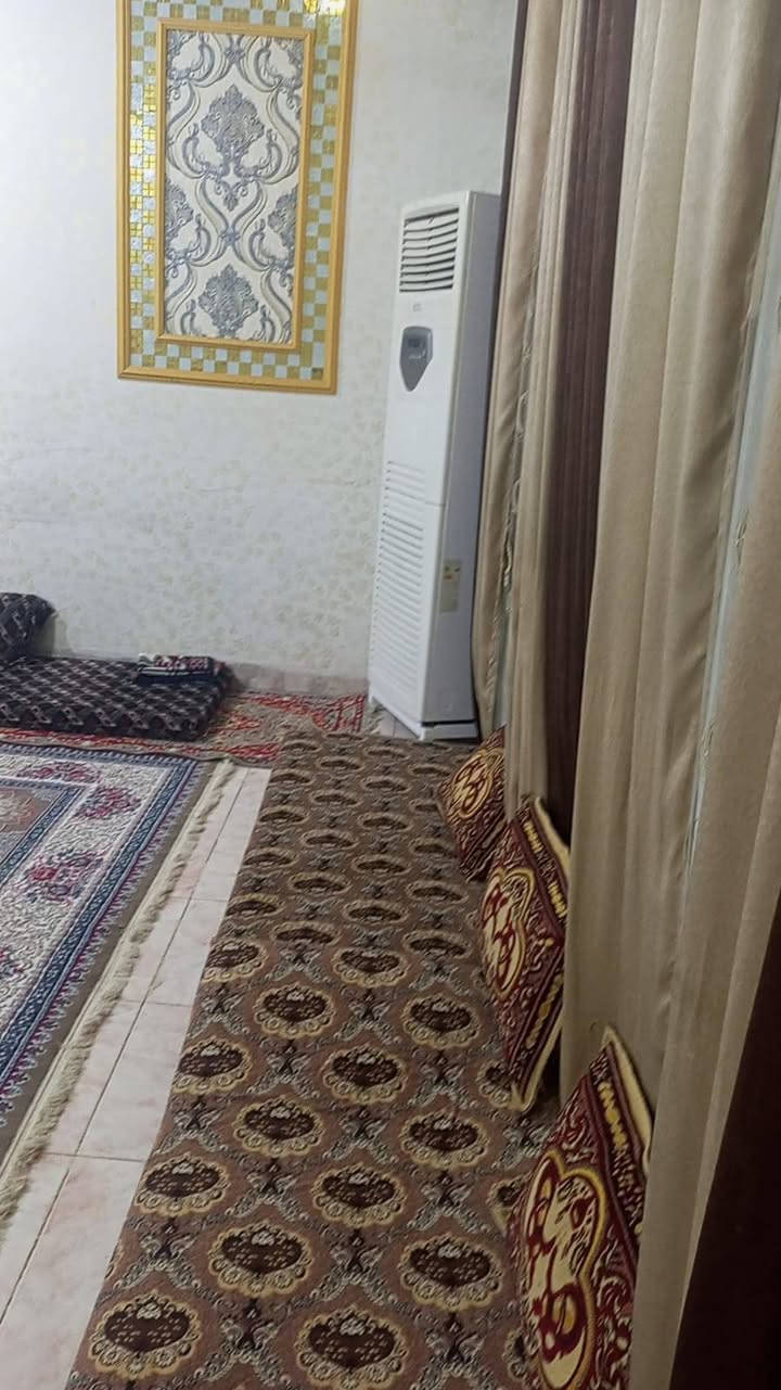 بيت للبيع في الصقلاويه الشهداء الاولى 
طابو صرف 
يبعد عل شا ع العام 50 متر 
مساحه البيت 300 متر  طابقين 
12×25
البناء طابوك
بي غرفتين ومطبخ وصاله  وديوانيه وكراج
 وحديقه
طابق ثاني 2غرفه وصاله 
فول سيراميك 
شارع 10 نافذ عل شارع الخدمي وعل شارع15
فول الخدمات 

السعر تعال خاص او راسلني وتدلل
تفاصيل البيت اكثر في الفديو 
‭
🔖عندك عقار وتريد تبيع لا
 تحتار راسلنا فقط 👇
📍عنوان المكتب صقلاويه  . شهداء ثانيه مقابل جامع عبد القادر الكيلاني 
للاستفسار مراسلة الصفحة او الاتصال 
*********** اتصال +وتساب
*********** اتصال +واتساب
🥇# مكتب كمال للعقار  

....... #عقارات #الفلوجة #بغداد #بيوت #الانبار #عقارات_الانبار #قطع #عقارات #بغداد #فلوجة #الفلوجة #الفلوجه #الانبار #الرمادي #مجلس_النواب_العراقي #البرلمان_العراقي #المنصور #عقارات_بغداد #عقارات_الانبار
