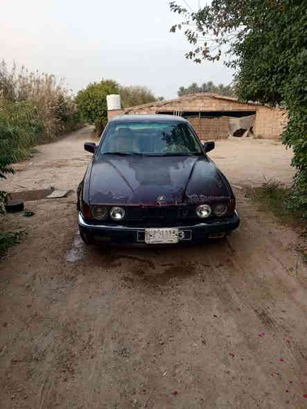 للبيع بي ام دبليو ٧٣٥ موديل 92مكينه وكير مكفولات كير عادي  رقم بغداد بسمي مكانها السياره واسط العزيزيه سعرها 36وببهة مجال 
‏‪0788 281 0433‬‏
