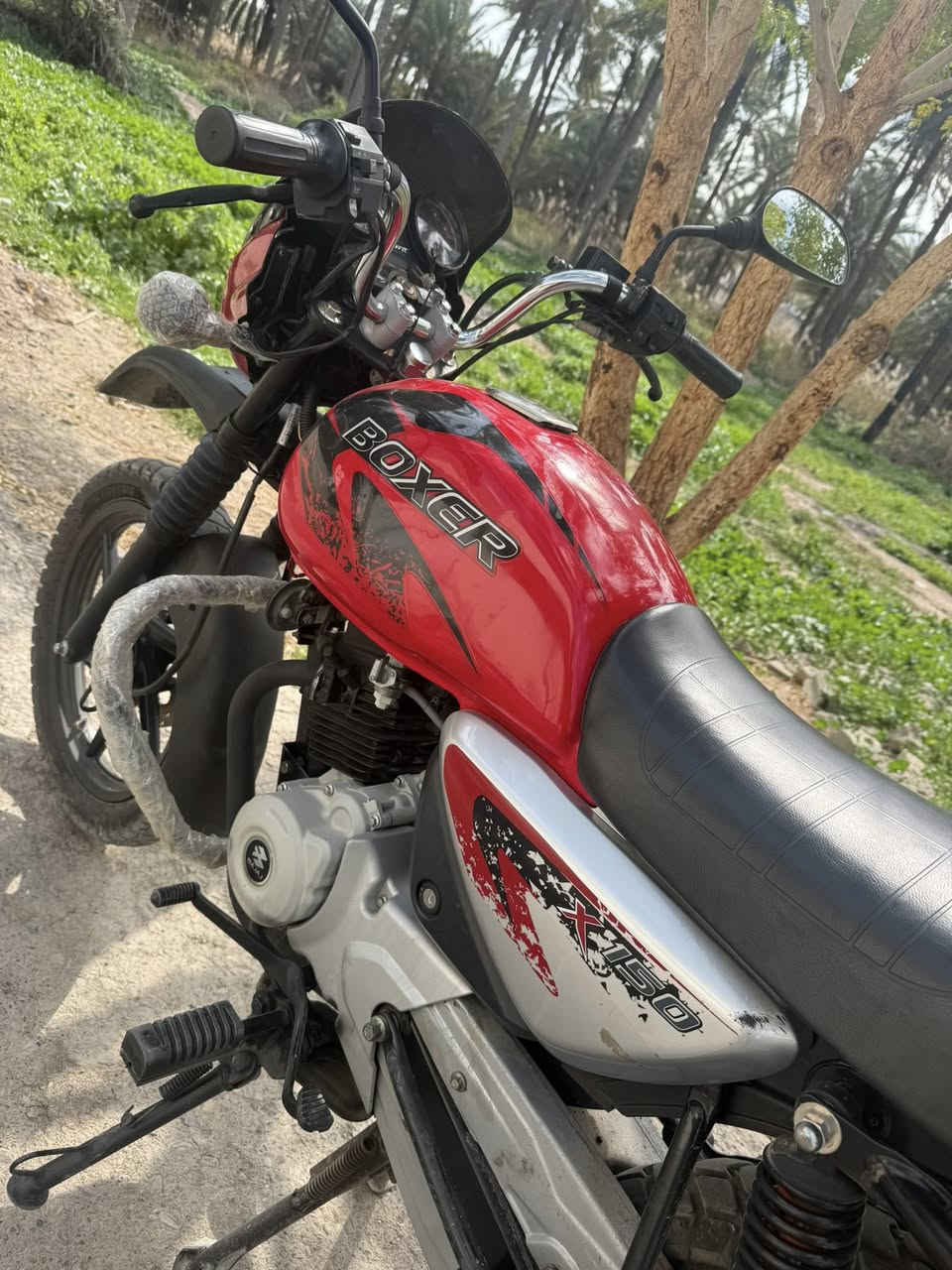 اسلام عليكم  شباب دراجه بوكسر ٢٣ مرقم بغداد سنويه ولوحات نكليزي دراجه جديده ع يدي مابيه نقص برغي اذا بيها عيب تاخذه بلاش مكاني ديالى  بعقوبه  الشراي  يتصل ***********
