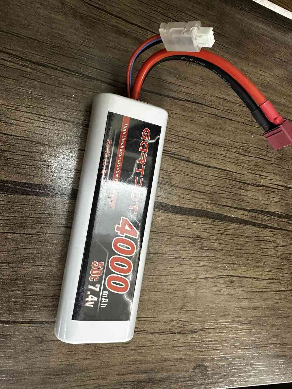 بطارية ليثيوم بوليمر (LiPo) من نوع GARTPOT، وتحديداً الطراز بقدرة 4000mAh وجهد 7.4V.


**إذا كنت صاحب هذا الإعلان وتريد حذفه لأي سبب، رجاءا أرسل رسالة إلى الدعم الفني**