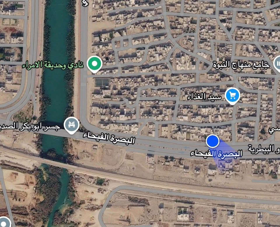🚨 فرصة ذهبية للاستثمار 🚨
قطعة أرض مميزة للبيع بموقع قوي جداً

📍 الموقع:
وجه شارع 60
قرب شارع فاكرة وجسر القاسم

📐 المساحة: 200 متر
📏 الواجهة: 10 متر
📏 النزال: 20 متر

💰 السعر:
سعر المتر 650 ألف فقط 🔥

✨ مميزات العقار:
✔ موقع مباشر على شارع 60
✔ قريب جداً من مناطق حيوية وجسر مهم
✔ واجهة ممتازة وتنظيم مثالي
✔ مناسب للاستثمار السريع أو السكن

📞 للتواصل:
🏢 مكتب السراج للعقارات
📍 الرمادي – شارع 20 مقابل ماركت العبيدي
📱 *********** (نهاد)
📱 ***********(المكتب)
