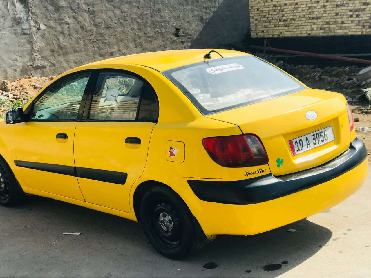 السلام عليكم 
كيا ريو 2007 خليجي1600
سياره صبغه جديده  وجاهزه كير ومحرك حداديه تخم تاير 
مكفوله من العيب الشرعي سياره عظمها حلو 
رقم كربلاء نكليزي سنويه ل30 حت الهزه ماساقطه 
العنوان /ديوانيه
السعر / 69 وبيها مجال
*********** ديوانية, القادسية
