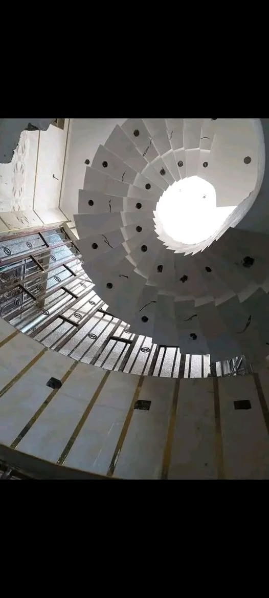 السلام عليكم مرخصت الادمن المحترم جص بورك سعر المتر 6 الف مبيت بنفس المكان للاستفسار ***********
