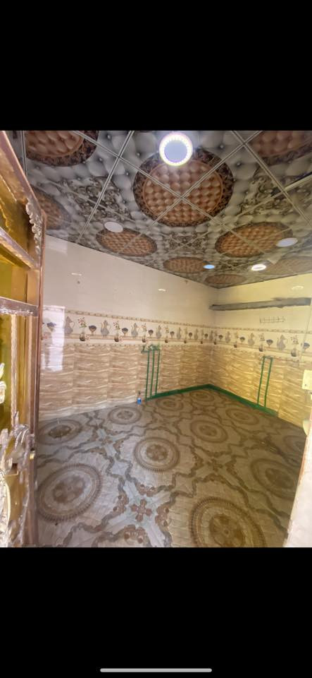 بيت للبيع الصحفيين 1 بلديه مساحه 125 متر 3 غرف نوم ومطبخ سعر 38 مليون قفل ***********
