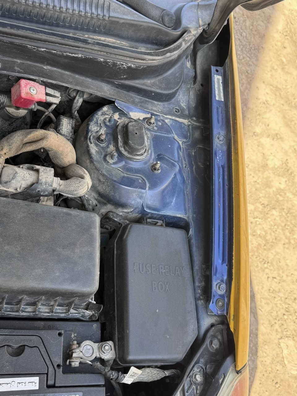 سلام عليكم
اكسنت ٢٠٠٩ وارد امريكي بدون حادث محرك ١٦٠٠  بيها منضومه غاز جديده محرك وكير وحداديه مكفوله  المكان الدوره  السعر 75  
الرقم ***********
