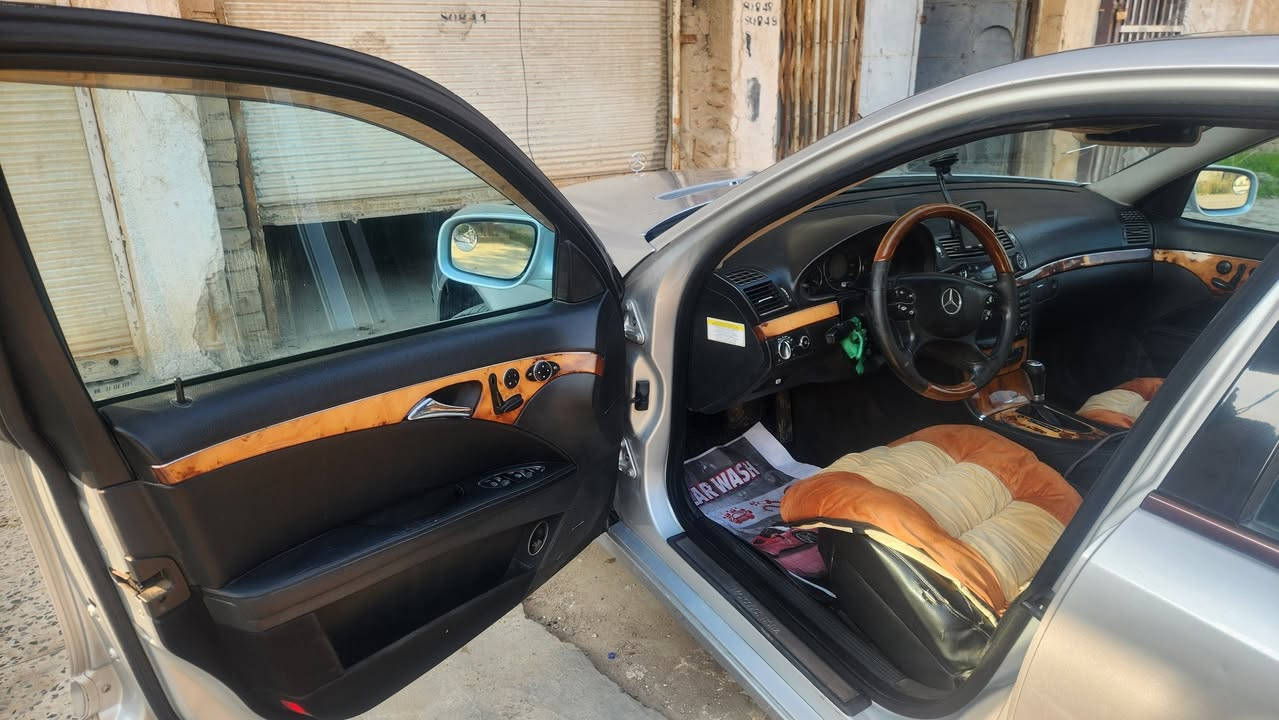 MERCEDES E350 2008 4MATIC
للبيع
ملاحظة : ملغي الامامي
السيارة من امريكا كلين والاخذتها منه كلي طاك الاير باك الجانب الايمن اثر طسه بالعراق
وباقي تفاصيل السيارة بالصور
للتواصل ***********
مكان السيارة سامراء
