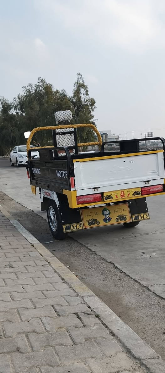 ستوتة للبيع
للبيع موصفات فول حديدة نضيف فول اي شخط ماكو كله بلادي ستوتة 2020 محرك 2022 كهربائيات شغالة محرك ما مفتوح شرط ستوتة فول نشاط ونضيفة اوراق كاملة كمرك
سعرة مليون وا 300 وبية مجال للشراي
عنواني كركوك حي عدن
رقمي. ***********
