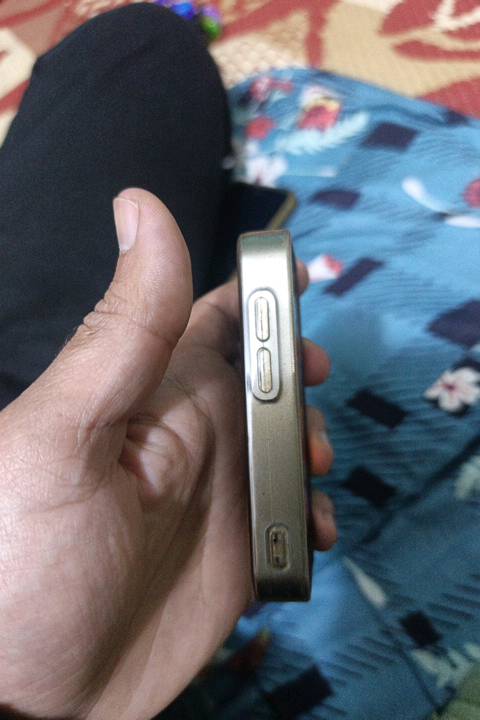 سلام عليكم ايوفون لبيع رايده 60وبي مجال مكاني كربلاء يم مستشفى لعباس الاهلي