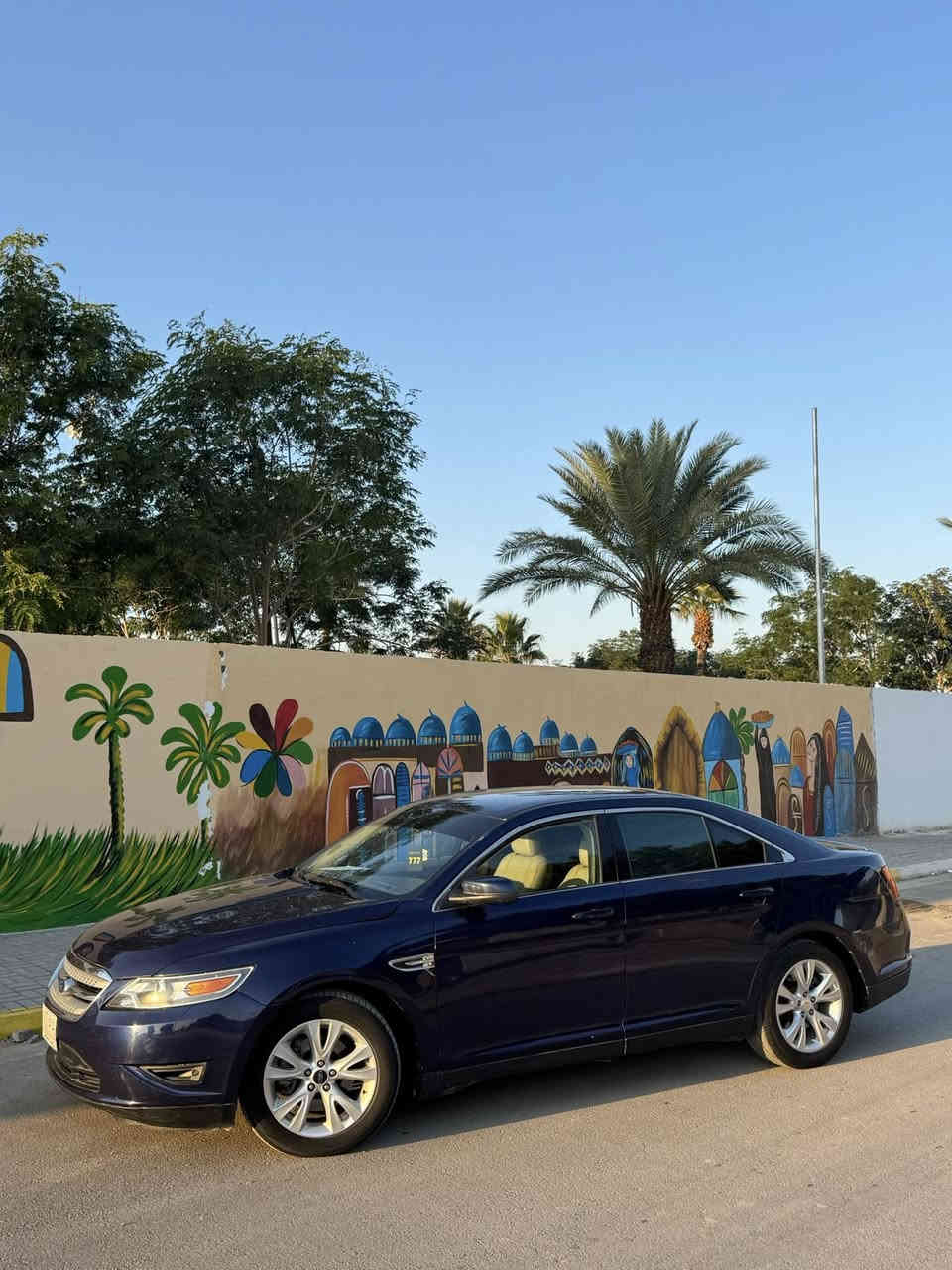 السلام عليكم
للبيع 
فورت تورس 2012
مواصفات SEL
حادث السيارة جاملغ الايسر قرب الباب بدون تبديل مصلح بارد + مصبوغة بجم للجمالية 
سعرها 110$ وبيها مجال 
للستفسار ***********
