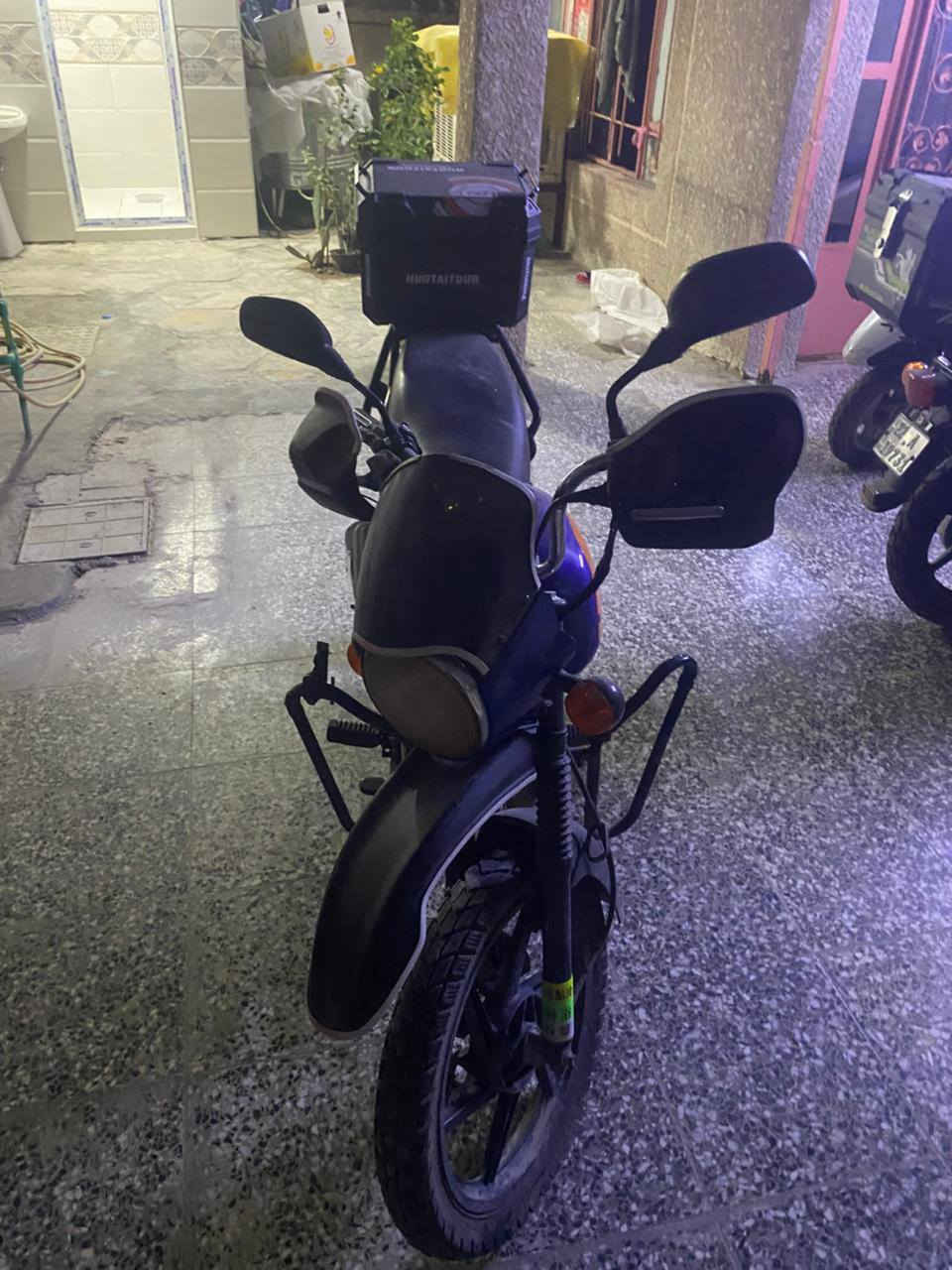 سلام عليكم بوكسر 21 كامله مكمله دراجه جاهزه من كلشي اوراق كامله بوجهك ترقم شلعه معدل خير من الله سعر 950وبيه مجال قليل عنواني دوره ابو دشير ***********
