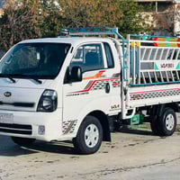 كيا ٢٠١٥ • ٢٧٠٠ • بدون بوية