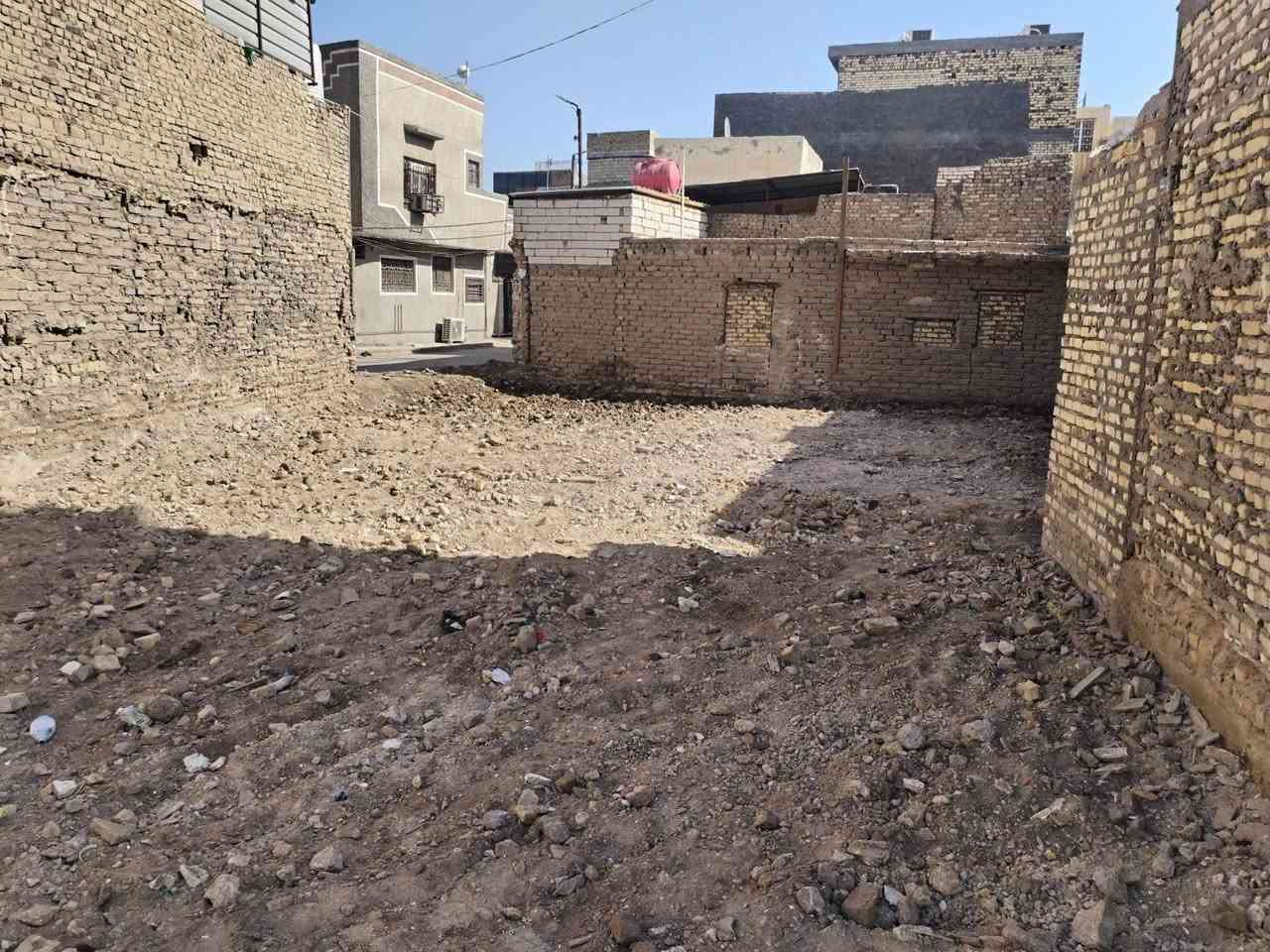 السلام عليكم
يوجد قطعة للبيع  طابو صرف مساحتها 238 متر واجهة 5 متر فقط كاملة الخدمات من مجاري وانترنت ضوئي وتبليط الشارع، المكان : باب المشهد منطقة الجديدة قرب مزار الامام ابرهيم ابن موسى ابن جعفر (ع) ( ابن الكاظم)  للاستفسار والتواصل على هذه الرقم : واتساب _ تليكرام 
***********📞📱
