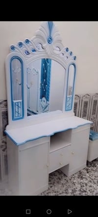 غرفة نوم • مستعملة • عيوب بسيطة