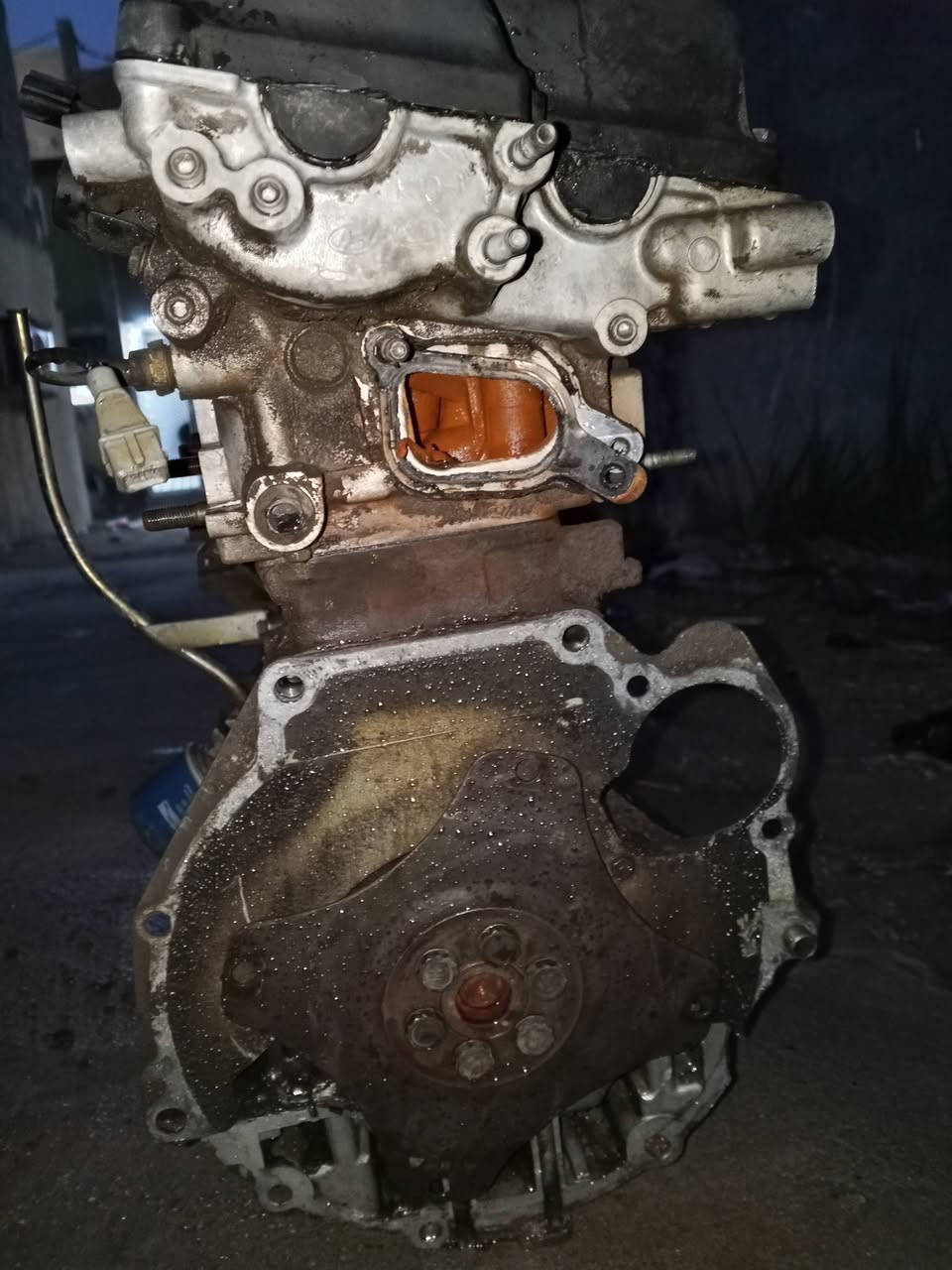 مكينة ٢٠٠٠سبكترة للبيع بيه خيط بخار السعر ٢٥٠ وبيه مجال كربلاء الشبانات ***********
