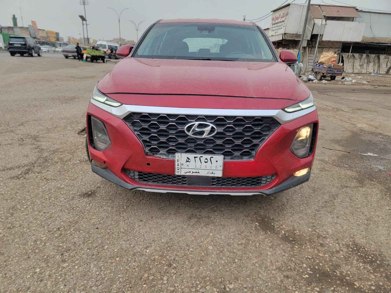 السلام عليكم  سنتافيه موديل 19  رقم بغداد  وارد امريكي بيه رشات صبغ جاملغ الخلفي وباب  تحويل مباشر بسمك السعر 142 ماكو هيج اسعار اخواته معروفه اسعارهن  
مكان السياره بالحله شارع 60 
...***********
