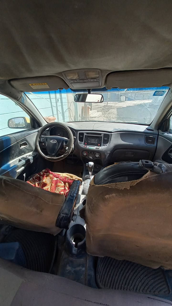 سلام عليكم كيا ريو موديل 2007 رقم نكليزي سنويه لحد 2029 مشروع وطني سياره محركه وكيره تعبان كشر نضيف مجرد خياس بل دوسه والهلال مكان ابو غريب سعر 64 ***********
