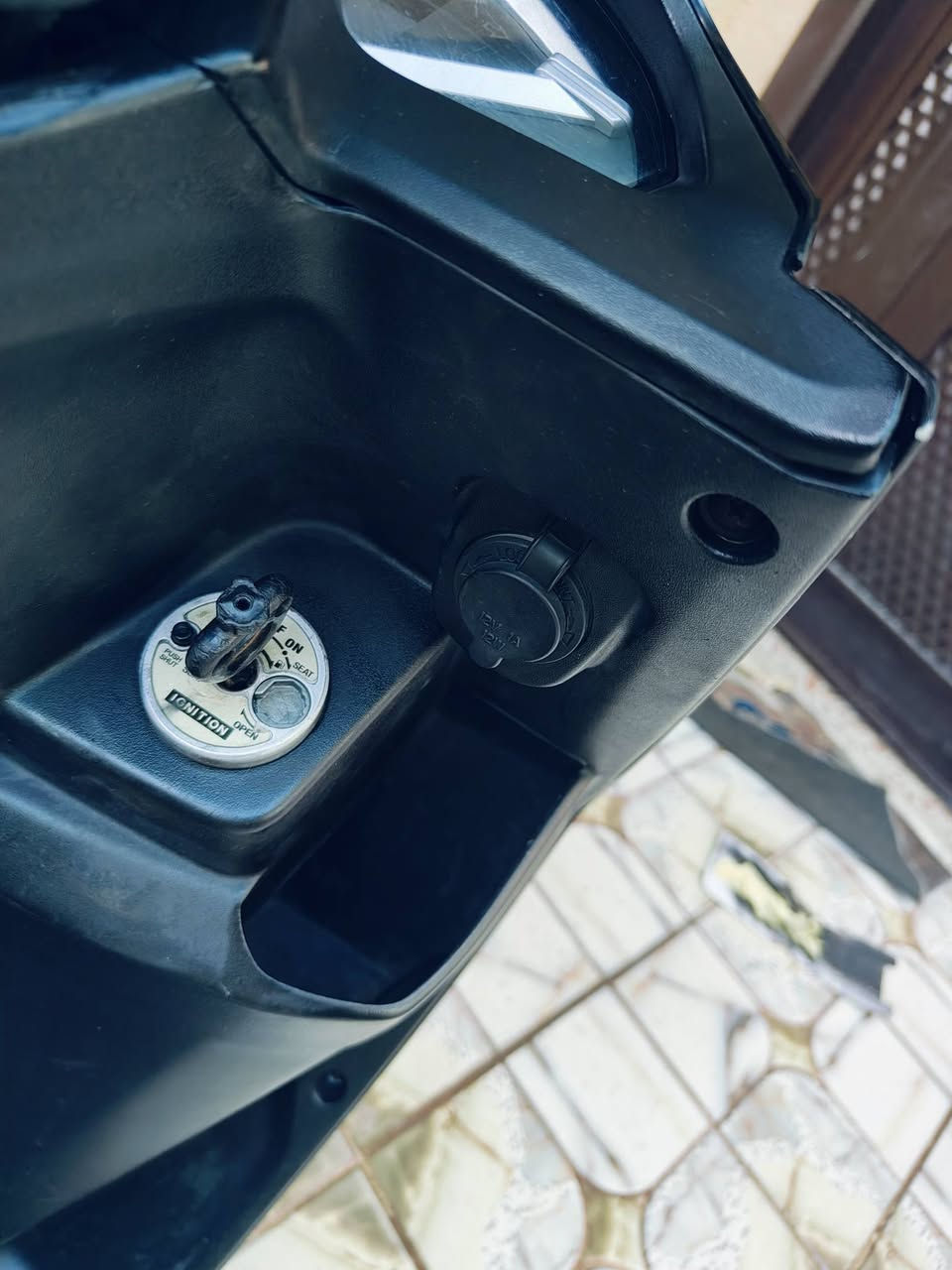 سلام عليكم 
اقره المنشور كلشي ذاكر بي وتعال وعيوني الك 
دراجه يامها ياباني بوليس اصل وفصل موديل 22ماشيه 5000 الدراجه بحاله الوكاله اي نقص اي خلل مابيه لايت زنون (بلادي) اشاي led لونه زيتوني طافي مختمه من الطول للطول مال جناي الله شاهد مكاني ديالى بعقوبه السعر خاص *********** مامتواجد على الفيس قليل كلش وتحياتي للطيبين
