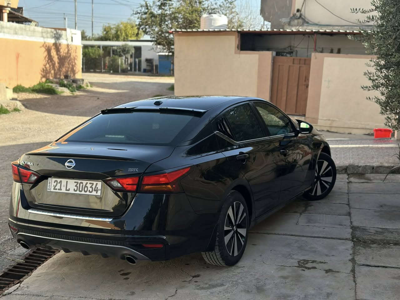 السلام عليكم

نيسان التيما 2021   SR رياضي دبل اكزوز

 صوره السونار بالمنشور

• كشن كهربائي 6وضعيات

 • رادارات خلفية 

 • رادارات جانبية

رادار امامي

مكينه 2500 تنفس طبيعي بدون تيربو المرغوب  

 • تشغيل عن بعد + بصمة تشغيل بوب بصمة+تحديد مسار

 • كاميرا خلفية دواره 

 • تحكمات كاملة استيرن + تحديد سرعة

 • لايتات زينون +بلاد

كشنات جلد 

شفتات استيرن

سياره مابيهه نواقص جاهزه 

حادث سياره جاملغ سكن تبديل بلاد بدون اي دواخل حافه بونيد و حافه باب صبغ باقي كفاله عامه  

 السياره ماشي 90كيلو متر 

السعر 152بي مجال للشراي

مكان دياله خانقين 

للاستفسار ***********
