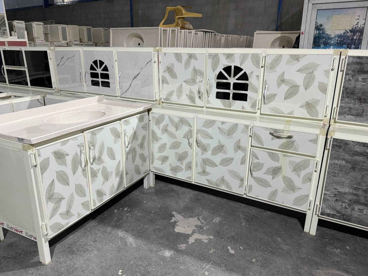 #كاونتر متر اونص مع سنك متر او20 سم
السعر 215 الف #جاهزللحجز
متوفر خدمه توصيل


**إذا كنت صاحب هذا الإعلان وتريد حذفه لأي سبب، رجاءا أرسل رسالة إلى الدعم الفني**