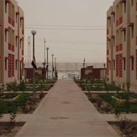 شقة أرضية • مجمع الحيدرية • ٨٠م