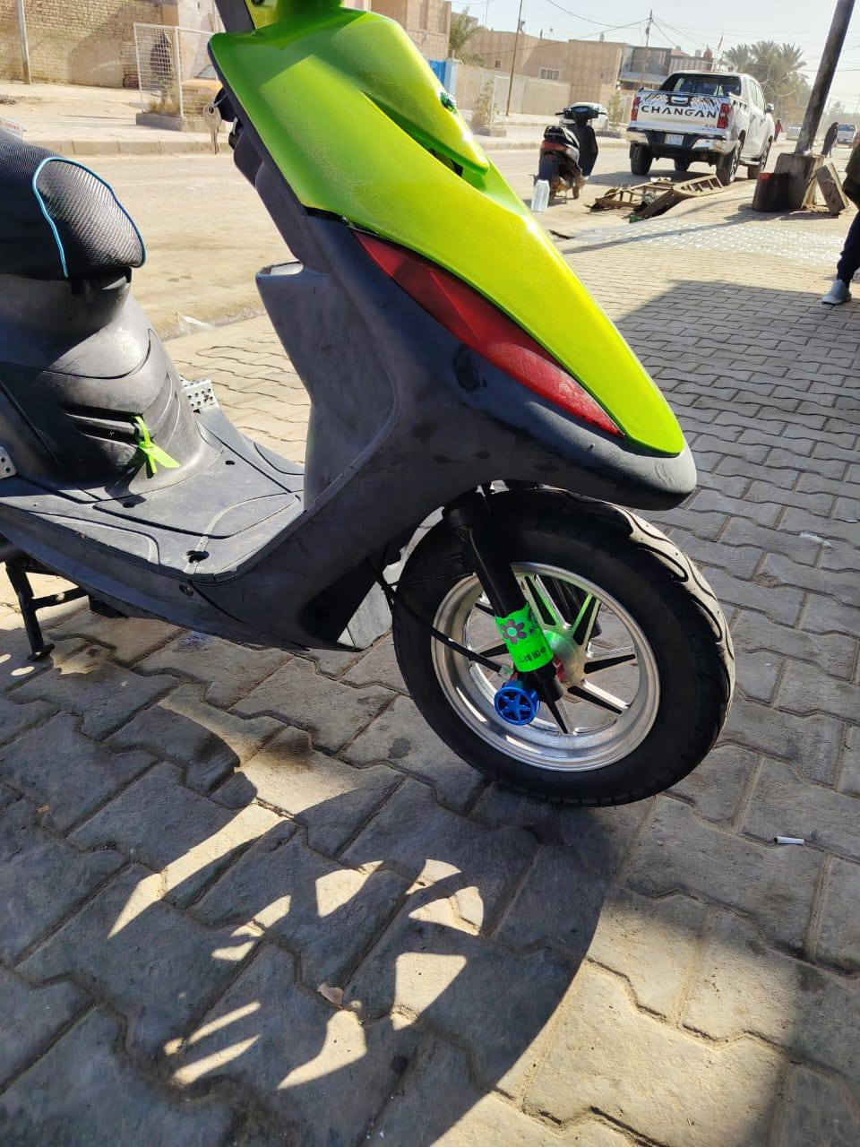 السلام عليكم دراجه ماكس عدله جديده مزوده تجي تفحص وتشوف بعينك المكان الشنافية للأستفسار الأتصال على الرقم هذا ‏‪***********‬‏
