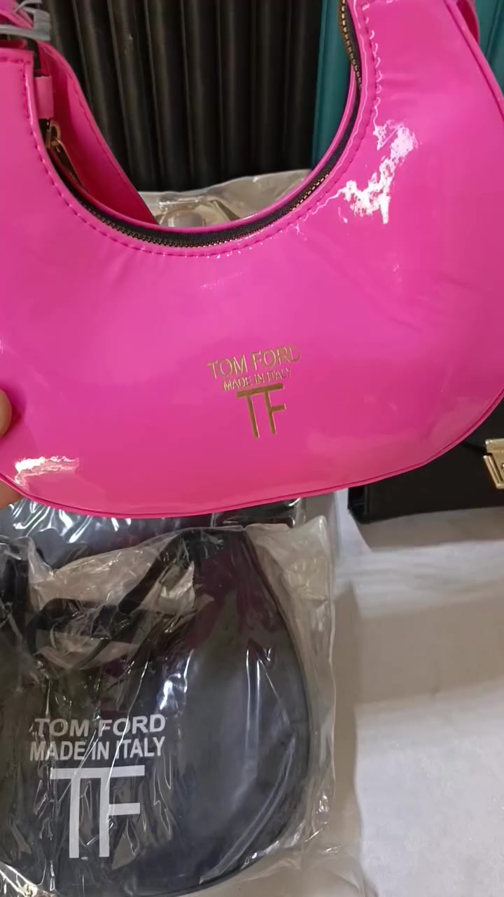 البيع جملة فقط
🚚التوصيل متوفر لجميع انحاءالعراق 🇮🇶
التواصل على الوتساب حصراً  📞 
*********** المبيعات 📞
*********** الاداره 📞
البيع جملة فقط
