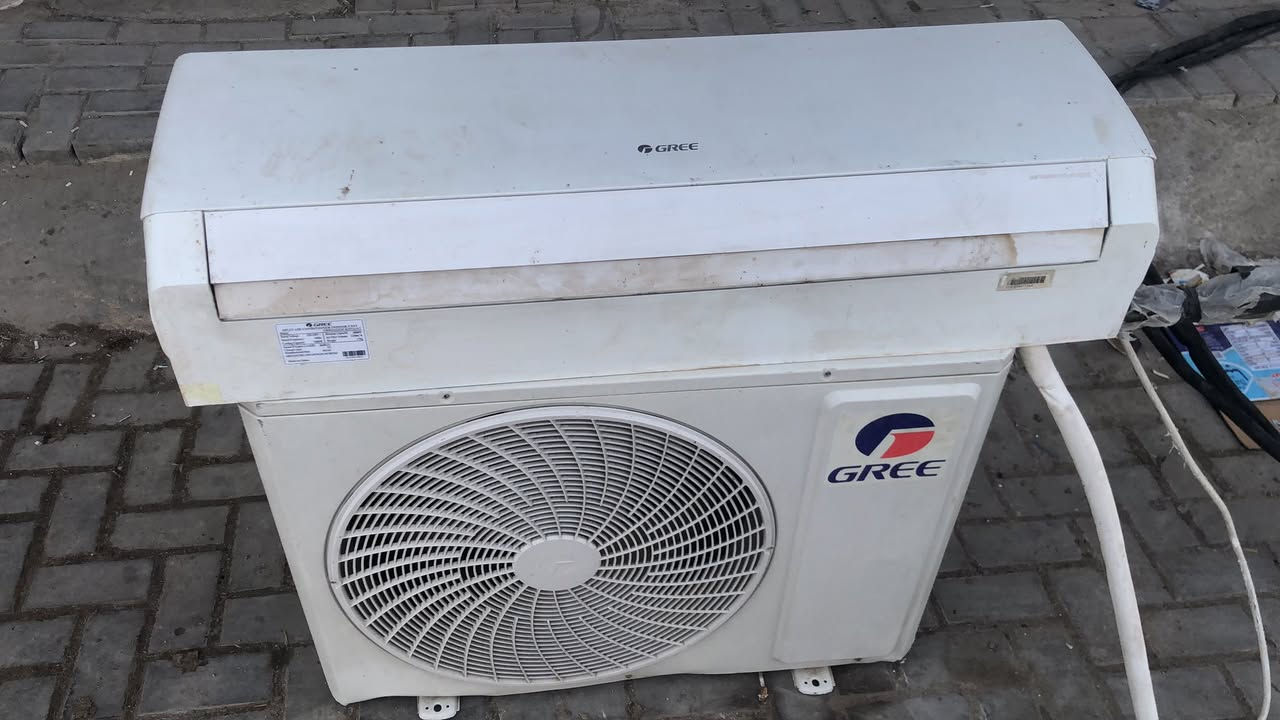 سبالت كري 2طن عدد 2
واحد كامل وواحد خارجية وداخلية فقط 

الاجهزة بلادية على وضع الشركة 

موديلات 23 و 22 

سعرهم 700 قفل 

العنوان /بغداد /حي اور 

***********
