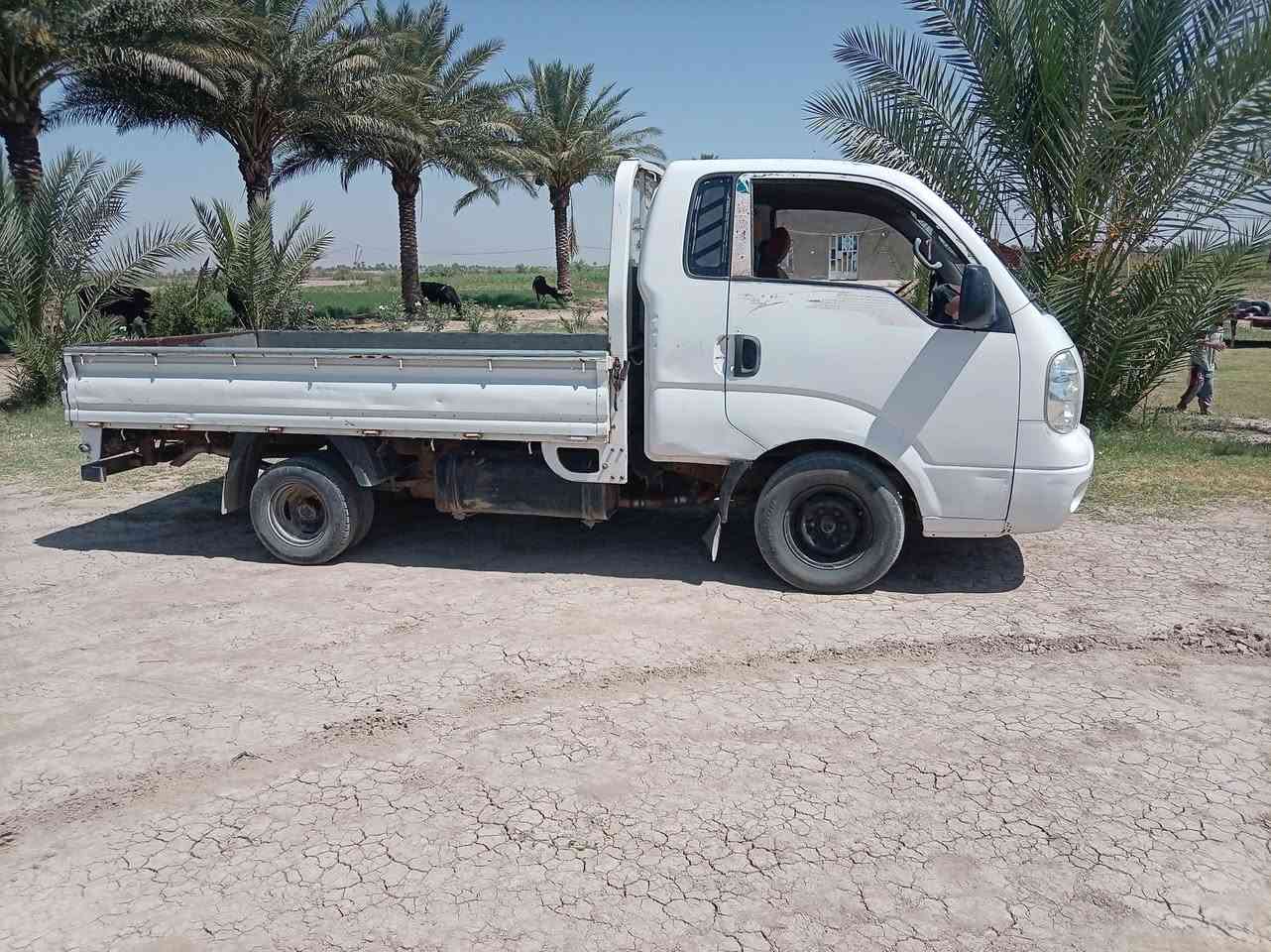 السلام عليكم كيا للبيع بلاديه باسمي المكان بابل الجمله موديل 2009  ***********
