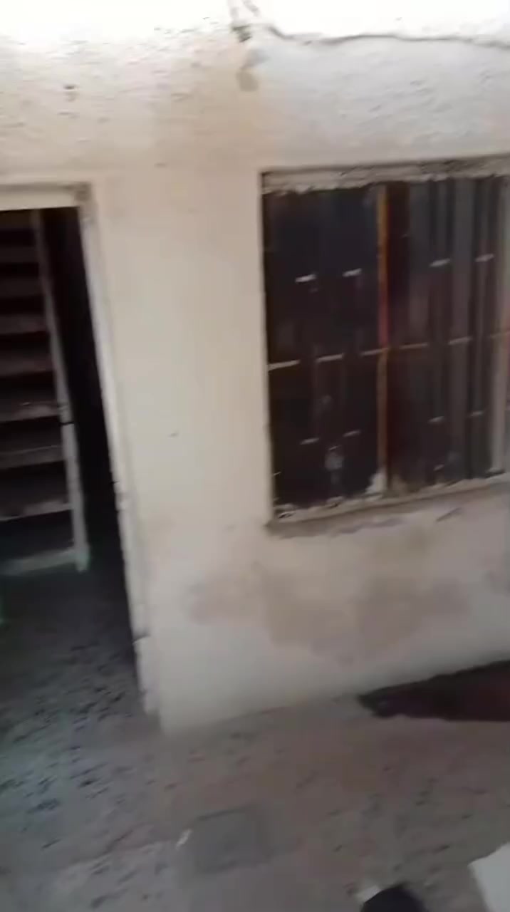 يالله 🤲
الايجار 50نضيف طابق ونص
📌التفاصيل استقبال مطبخ غرفه نوم خدمات طابق ثاني غرفه نوم سكف سندويج وبيتونه وسطح
يجار 250قفل
📌العنوان // شعب حي بساتين مدخل تكاتك


**إذا كنت صاحب هذا الإعلان وتريد حذفه لأي سبب، رجاءا أرسل رسالة إلى الدعم الفني**