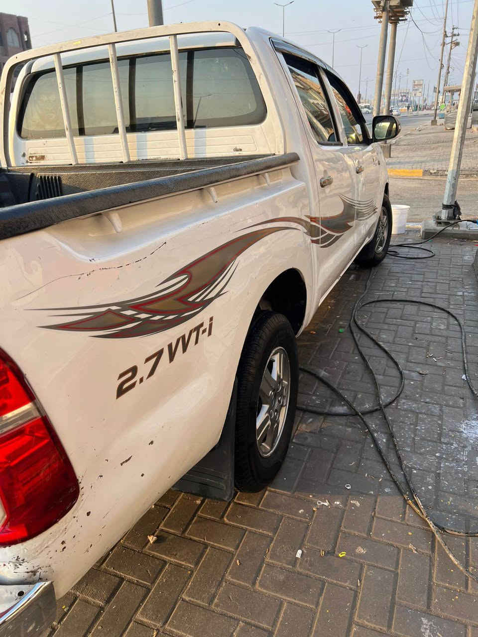 هايلوكس /فلاونزة موديل ٢٠١١ لون ابيض رقم بغداد باسمي تحويل مباشر لسيارة جاهزة تخم تاير تبريد حدادية كهربائيات لايت زنون عالي ناصي /شاشة السيارة نضيفة استخدام شخصي مو شغل 
*********** البصرة, العراق
