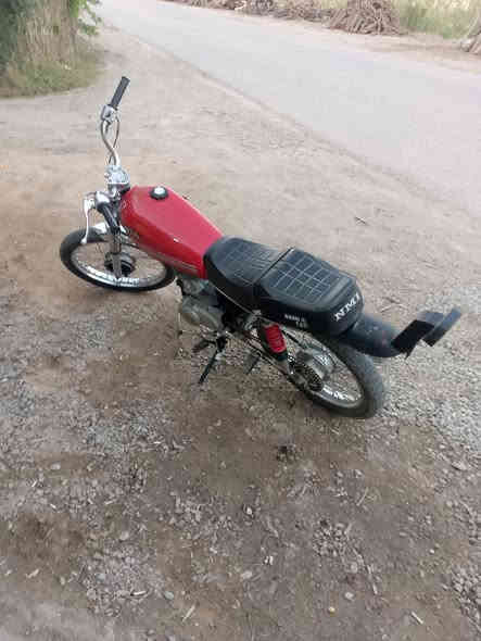 سلام وعليكم للبيع نامه تعمير صدر باكستاني ماشه ستيل تفصال صالنصه باكستاني درجه مرتبه وكله جديد محرك يخبل العسر ب325 وبيه مجال مكان كربلاء شارع الحسينيه الكنطره البيظاء ***********
