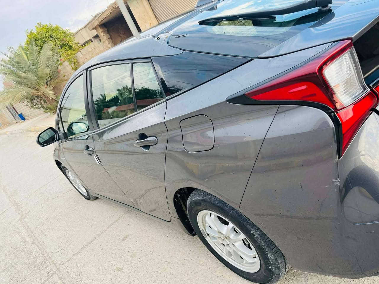 تويوتا بريوس موديل 2022ضررها 3قطع كما موضح بصوره شرط الوكاله والتحويل سياره جاهزه من كلشي التنمر حرام احنه بشهر رمضان السعر 97مجال قليل
***********
